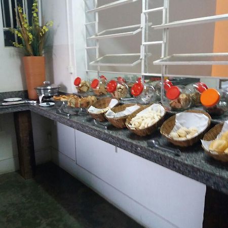 Hotel Faria Piumhi Екстер'єр фото